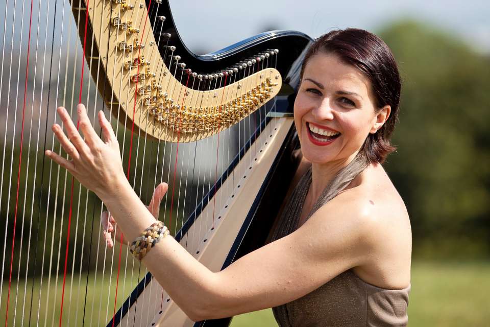 Aura Harpist Main